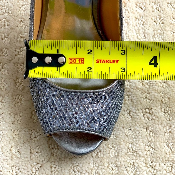 BADGLEY MISCHKA Sparkling Peep-Toe Heels - Picture 12 of 13